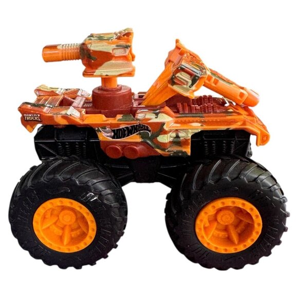 Mattel Hot Wheels Monster Truck BASH-UPS Action Car Cars‎ Invader Tank 1:43 - Picture 1 of 5